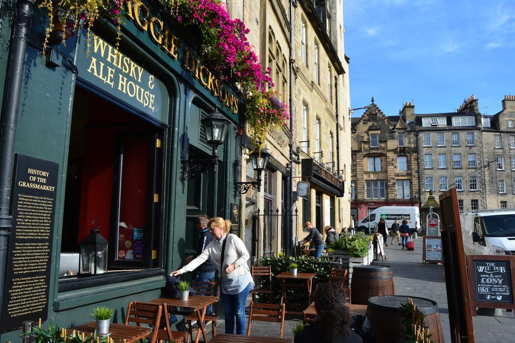 شقة Royal Mile Elegance - Space & Luxury إدنبرة المظهر الخارجي الصورة