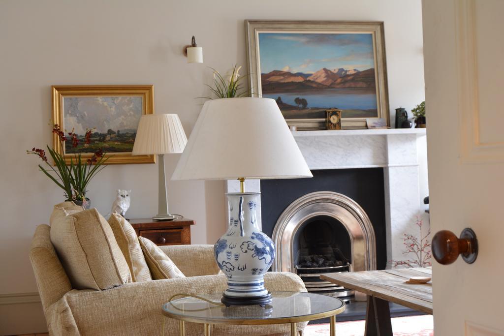 شقة Royal Mile Elegance - Space & Luxury إدنبرة المظهر الخارجي الصورة